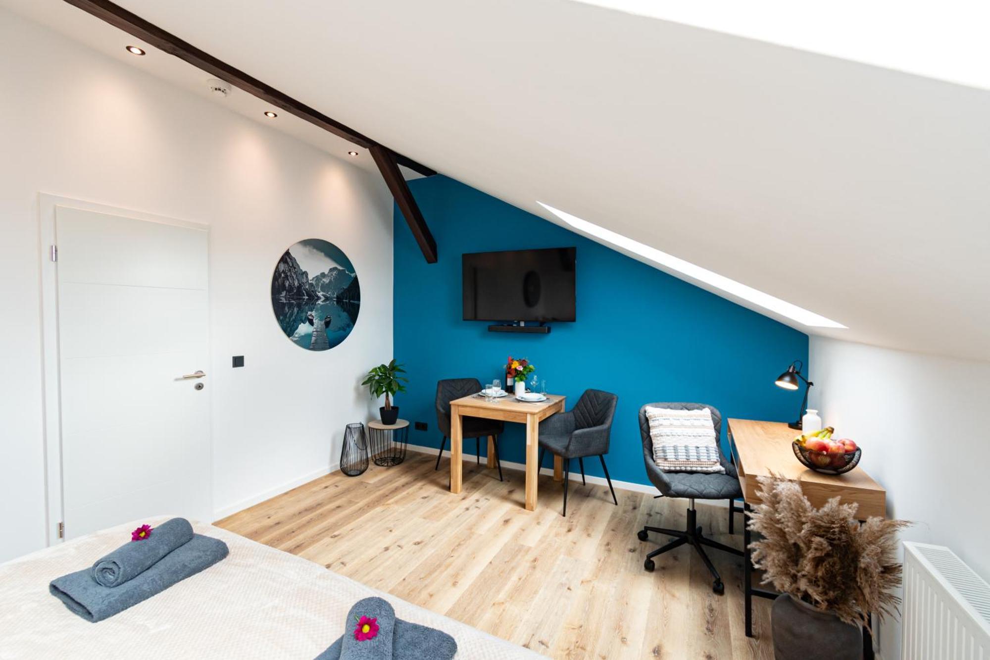 Sweethome - Zentral - Kueche & Parkplatz, Wifi Halle  Ngoại thất bức ảnh